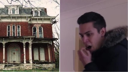 Des agents immobiliers font la visite d'une maison hantée