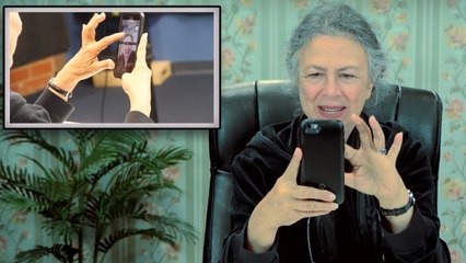 Des grands-parents découvrent Snapchat