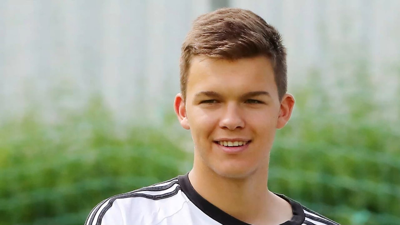 Trauerposting: Michael Ballacks Exfreundin verarbeitet ihre Trauer um Emilios Tod in weiterem Post