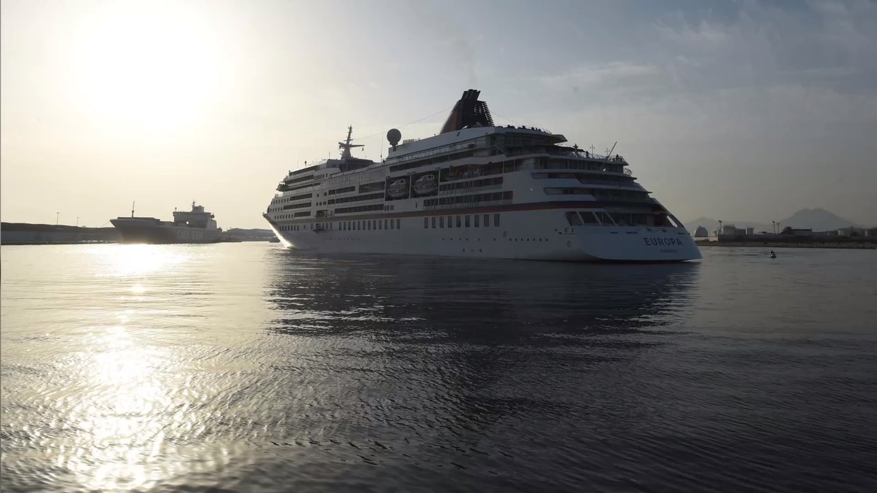 Traurige Gewissheit: Hamburger Multimillionär sprang vom Kreuzfahrtschiff MS 'Europa'