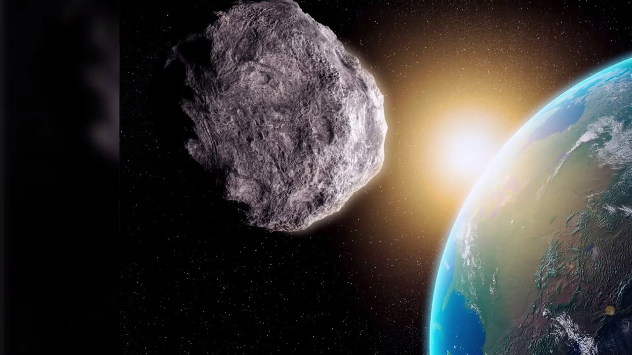 Heute: Ein Asteroid von der Größe des Eiffelturms wird an der Erde vorbeifliegen!