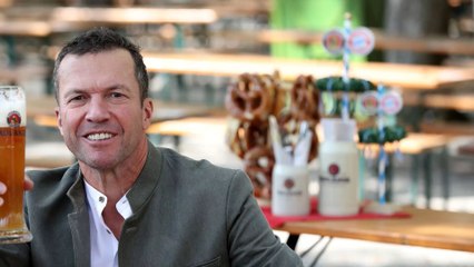 Télécharger la video: Lothar Matthäus: Warum er Scheidung Nr. 5 vor seinen Kindern geheim hielt