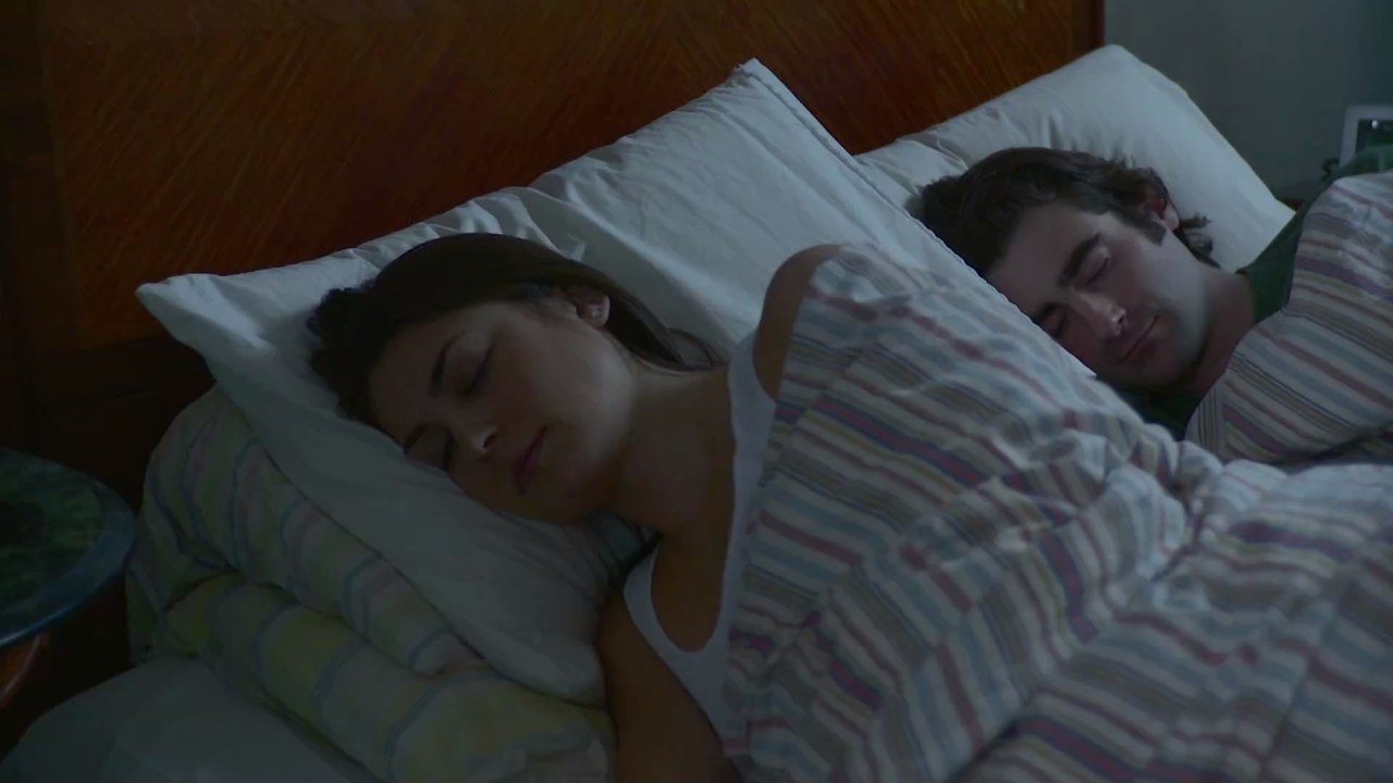 Schwedische Studie: Aus diesem Grund schlafen Männer an bestimmten Tagen schlechter als Frauen