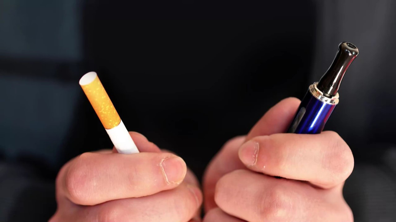 Studie deckt auf: E-Zigaretten helfen nicht dabei, sich das Rauchen abzugewöhnen