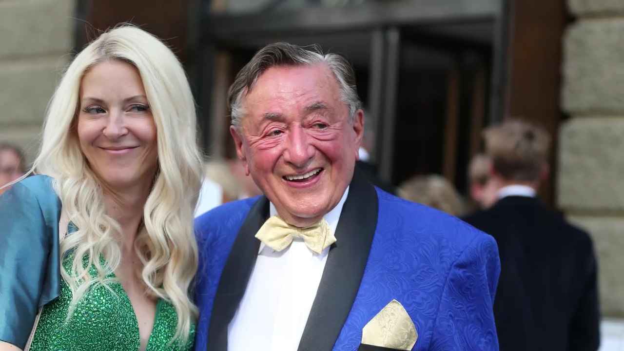 Richard Lugner: Sein Bienchen ist geimpft - "Ich bin jetzt ein ganz normaler 2G-Mensch der Gesellschaft"