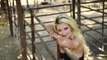 Ex-Playmate Holly Maddison spricht über strenge Regeln in Hefner Playboy-Mansion