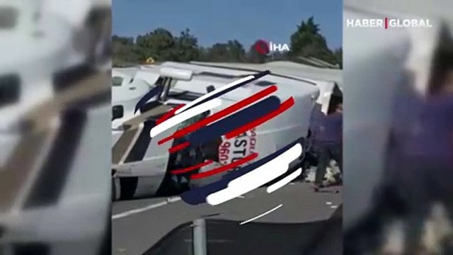 İnsanlık ölmüş dedirten görüntü! Sürücünün öldüğü kazada ürünler yağmalandı