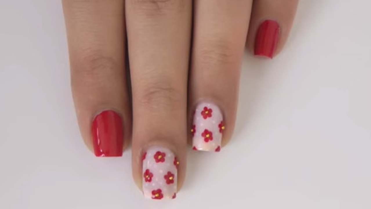 Ce nail art est très simple à réaliser. Vous n'avez besoin que d'un cure dents