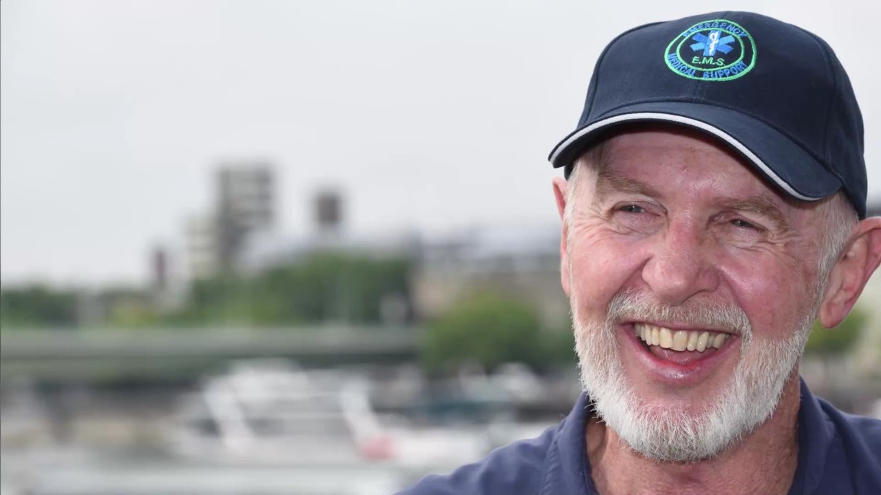 "sonst habe ich kein geld verdient": dschungel ist dr. bobs einzige einnahmequelle