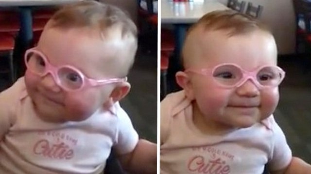 Ce bébé voit ses parents pour la toute première fois