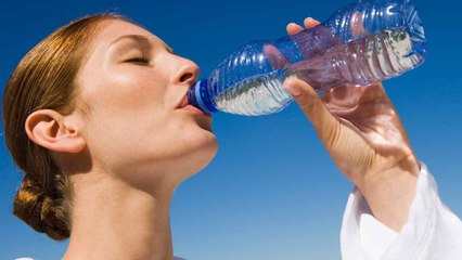 Pour maigrir, buvez de l'eau ! Cette drôle de méthode fait fureur