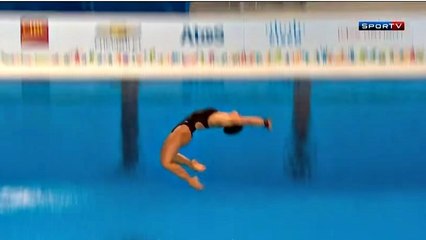 Cette plongeuse professionnelle fait la pire des prestations et reçoit la pire des notes possibles