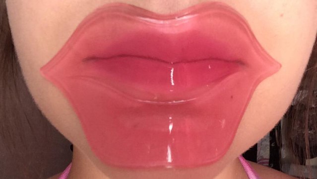 Les stars ont un secret pour des lèvres bien pulpeuses. Et celui-ci est très original