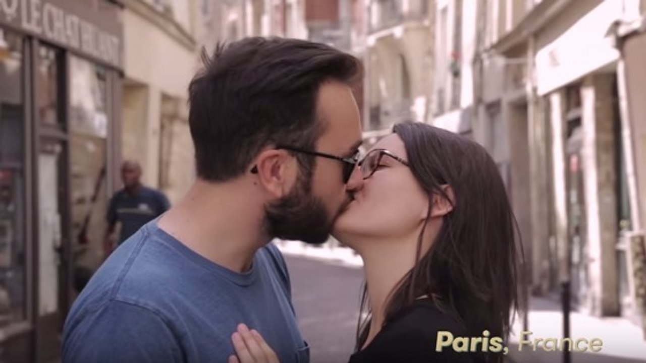 Comment embrasse-t-on à travers le monde ?