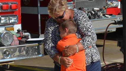 Un petit garçon de 7 ans sauve sa tante de la noyade