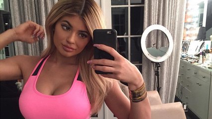 Kylie Jenner : elle dévoile toute la vérité sur sa poitrine
