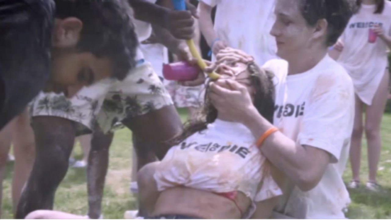 WEI or DIE : plongez au coeur de l'enfer d'un weekend d'intégration