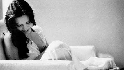 Brad Pitt dévoile des photos très privées d'Angelina Jolie