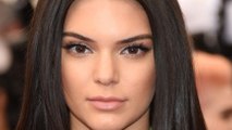 Kendall Jenner : elle se confie sur ses soucis d'acné à l'adolescence