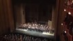 Attentats de Paris : l'Opéra du Met de New York chante la Marseillaise lors d'un concert