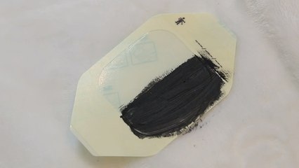 Réalisez des stickers eyeliner totalement bluffants