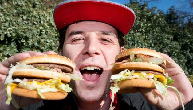 Royaume-Uni : Il décide de changer de nom et s'appelle désormais Bacon Double Cheeseburger