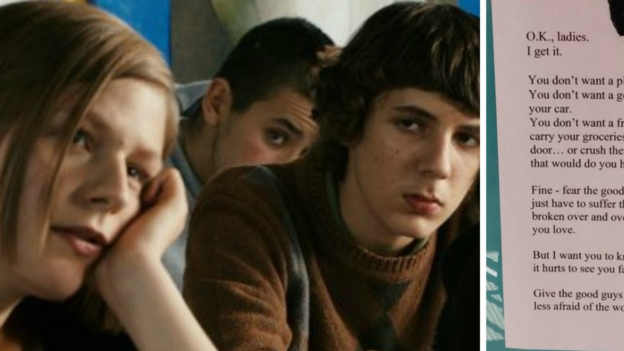 Déçu par ses anciennes relations, il envoie un message à toutes les filles qui l'ont rejeté