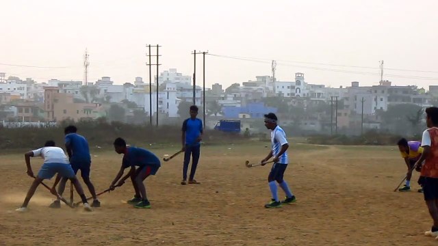 Bokaro's aspiring hockey players
