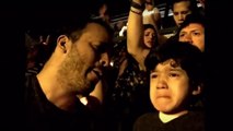 Un petit autiste et son papa sont submergés par l'émotion lors d'un concert de Coldplay