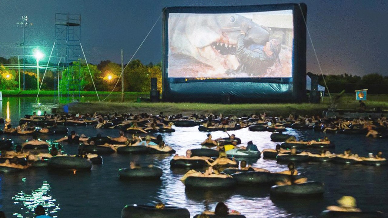 "Jaws on the Water" : regardez "Les Dents de la Mer" dans l'eau