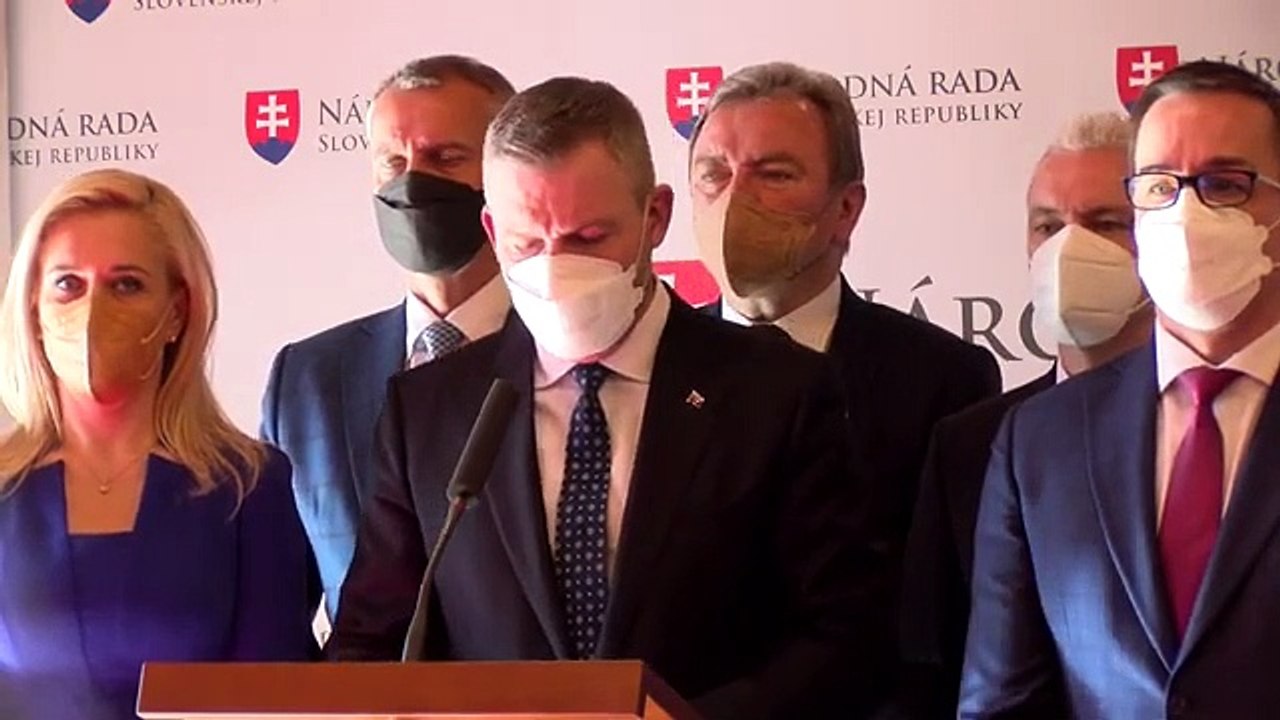 ZÁZNAM: P. Pellegrini vyzval prezidentku, aby zmluvu s USA neratifikovala