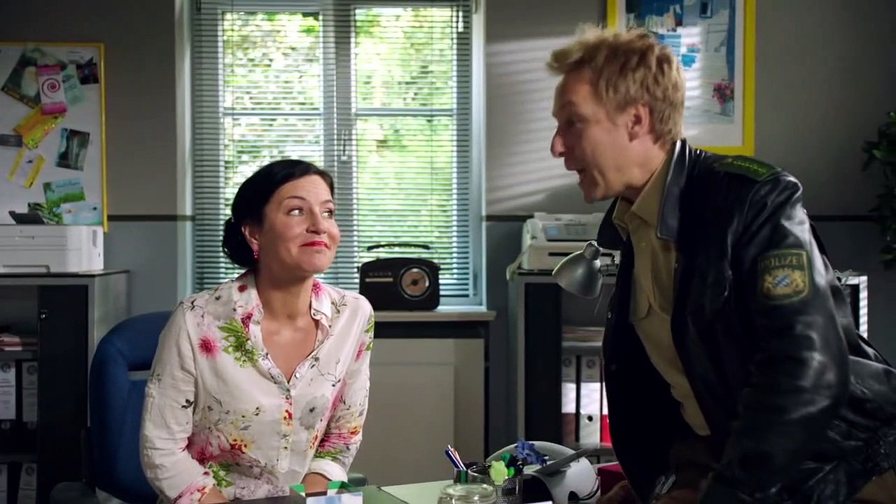 Die Rosenheim-Cops (292) Staffel 13 Folge 26 - Rosenheimer Geheimnisse