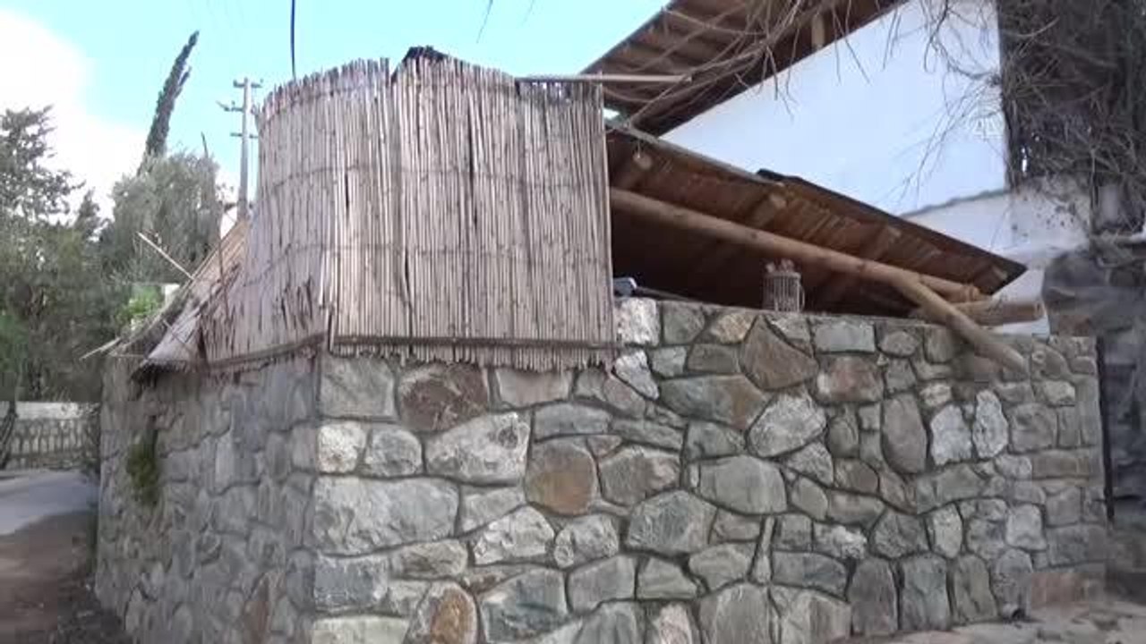 Bodrum'da fırtına etkili oluyor