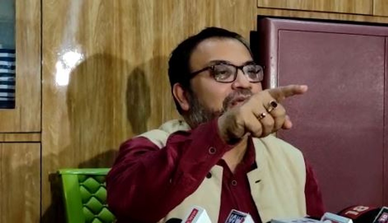 বালুরঘাটে বিজেপি সভাপতি সুকান্ত মজুমদারের নিজের...