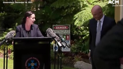 Queensland's Yvette D'ath stays calm as huntsman invades press conference | December 16, 2022 | ACM
