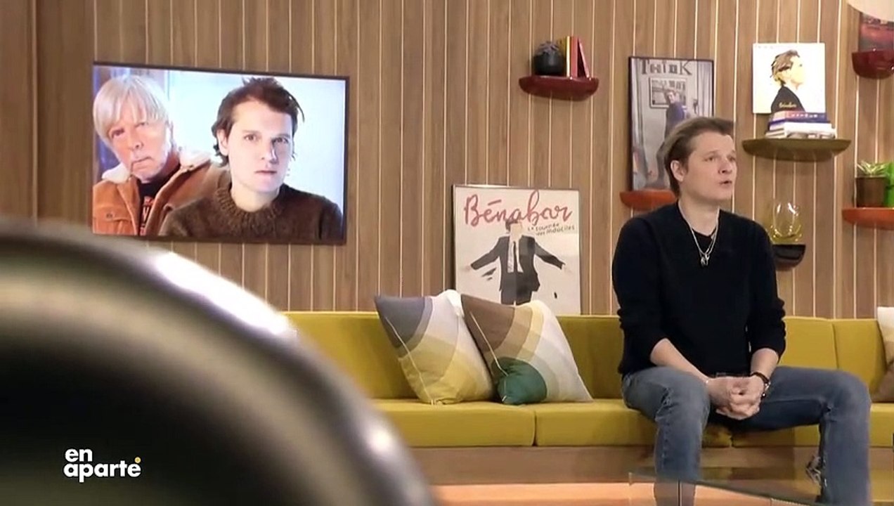 Bénabar révèle dans "En aparté" sur Canal Plus le nom d’un célèbre chanteur qu’il n’apprécie pas du tout : « Ca va énerver pas mal de monde! » - VIDEO