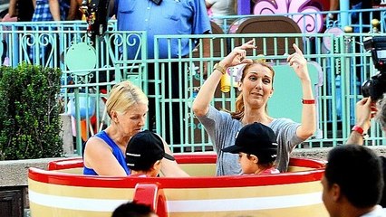 Céline Dion : elle s'éclate à Disneyland !