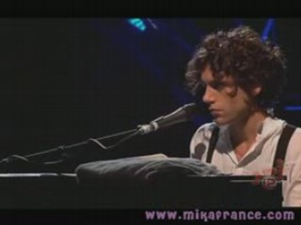 Mika - Over My Shoulder en live concert à Koko