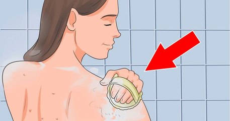 Kendall Jenner : les conseils de sa dermato pour éviter les boutons dans le dos