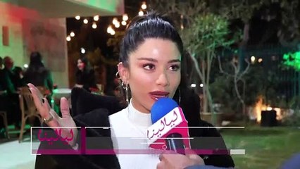 الفنانة اللبنانية سينتيا خليفة