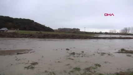 MANAVGAT'TA DERE TAŞTI, TARLALAR SU ALTINDA KALDI