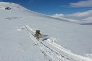 Iğdır'da ekipler bugüne kadar 2208 kilometre yolda karla mücadele etti