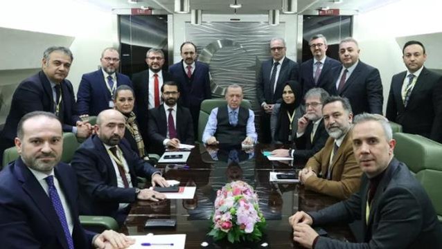 Son Dakika! Cumhurbaşkanı Erdoğan, Ukrayna dönüşü Batı'ya ateş püskürdü: Çomak sokuyorlar