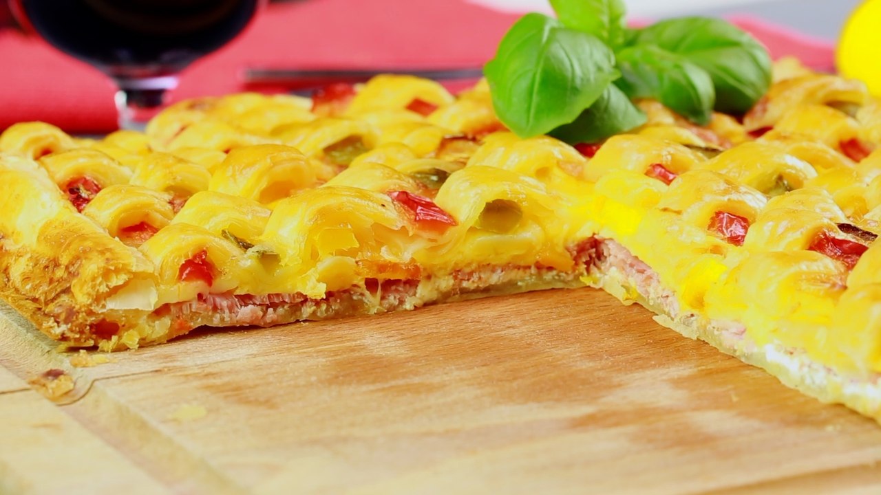 La tarte tissée au poivron : un plat aussi beau de bon