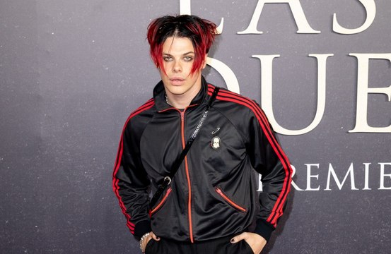 Yungblud : un couple se fiance en plein milieu de son concert