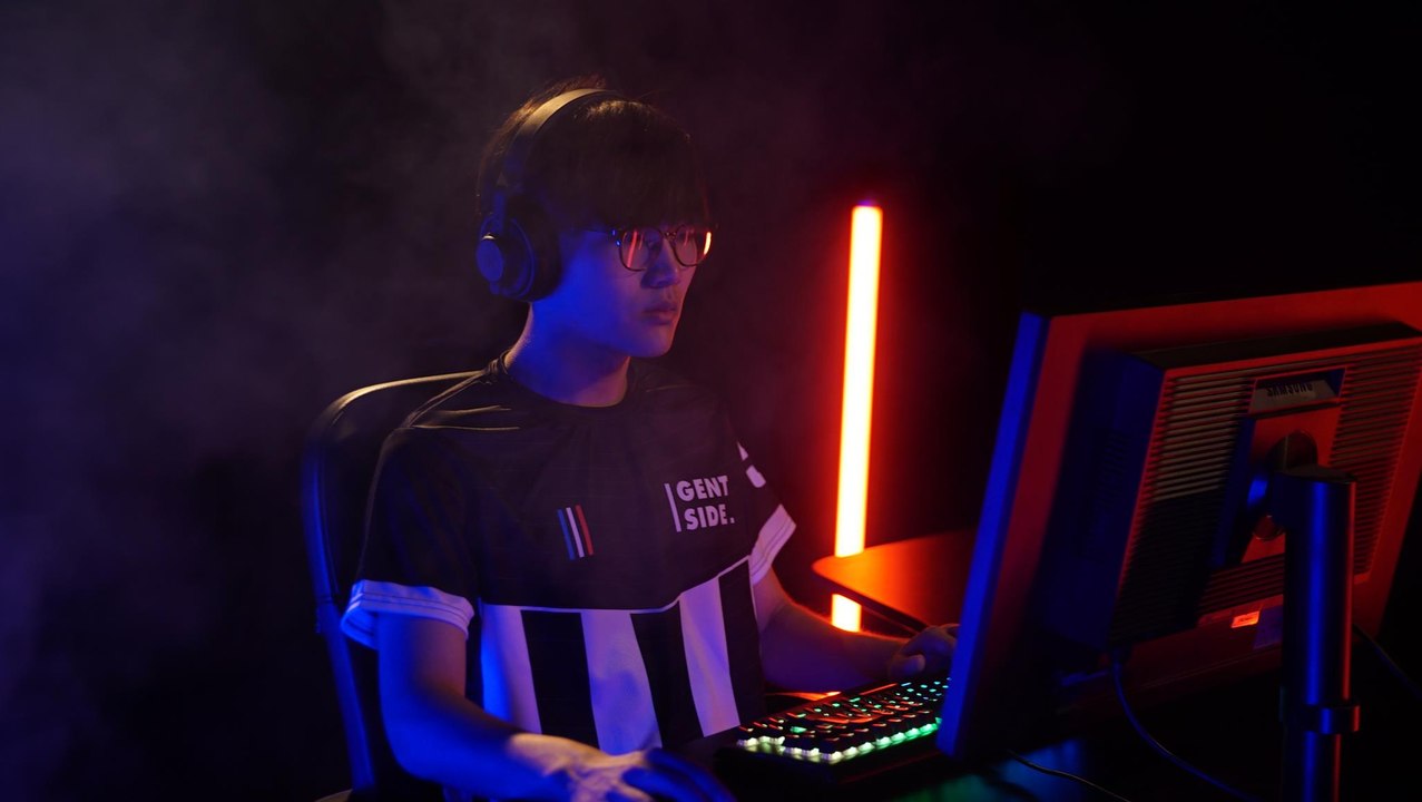 League of Legends : Bloody rejoint l'équipe Gen...