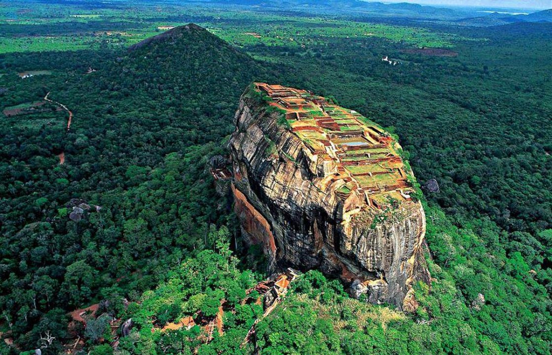 Sigirîya (Sri Lanka) : au sommet du "Rocher du Lion" se cachent de splendides jardins