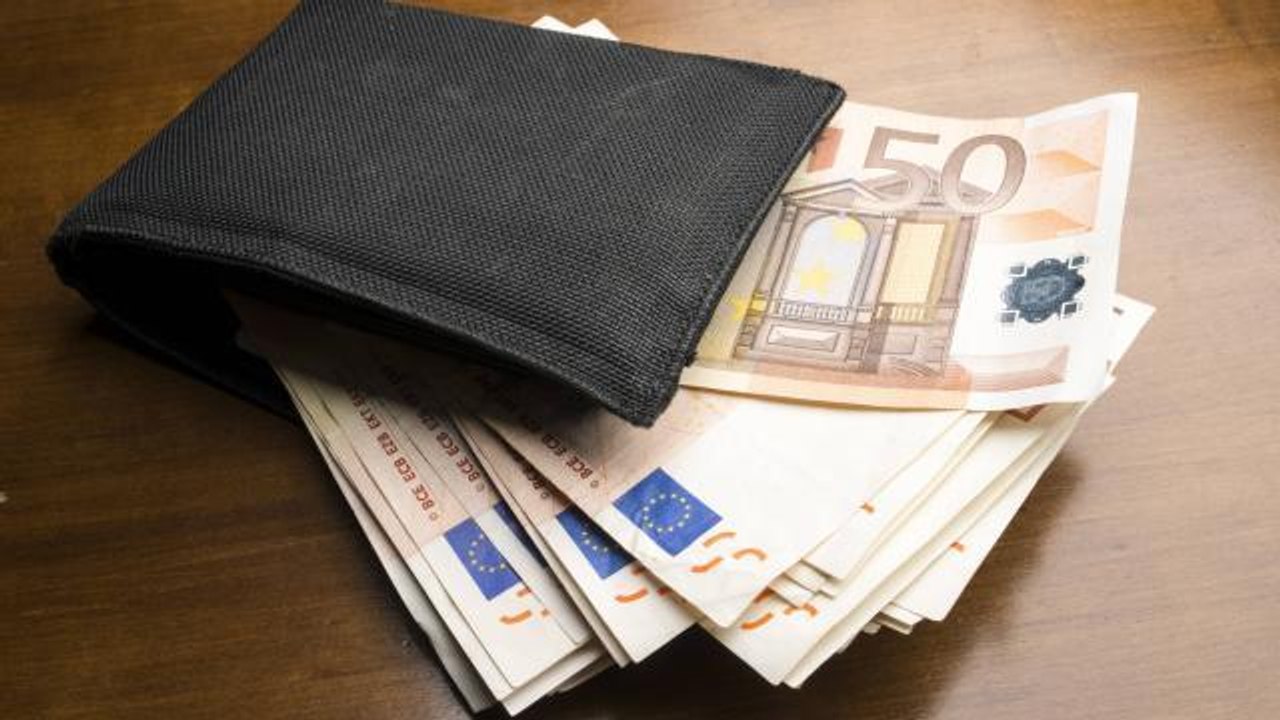 Nouveaux billets: attention aux arnaques de faux billets de 50 euros, on vous explique pourquoi !