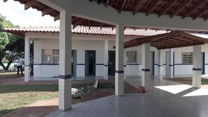 Prefeitura de Ivaiporã entrega escola; assista