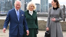 Voici - Prince Charles et Camilla : leur supposé fils caché partage de troublants souvenirs de son enfance